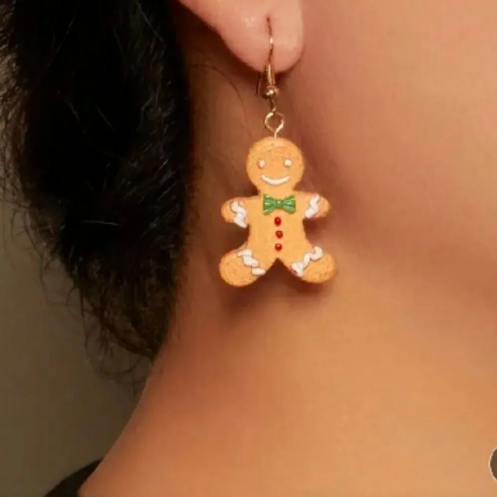 BRAND NEW NOIR JEWELRY GINGERBREAD MAN EARRINGS
